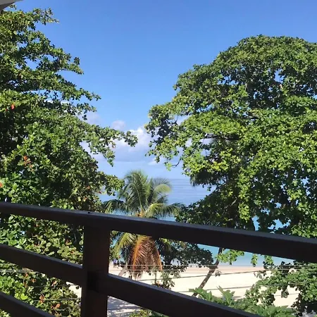 Panorama Guesthouse Apartments Beau Vallon Beach Exterior photo