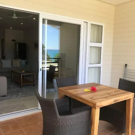 Panorama Guesthouse Apartments Beau Vallon Beach Exterior photo