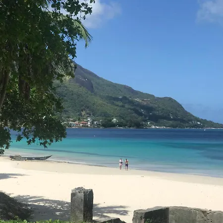 Panorama Guesthouse Apartments Beau Vallon Beach Exterior photo