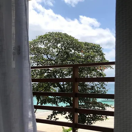 Panorama Guesthouse Apartments Beau Vallon Beach Exterior photo