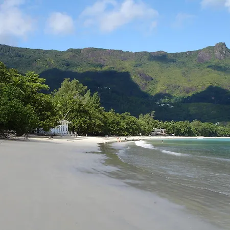 Panorama Guesthouse Apartments Beau Vallon Beach Exterior photo